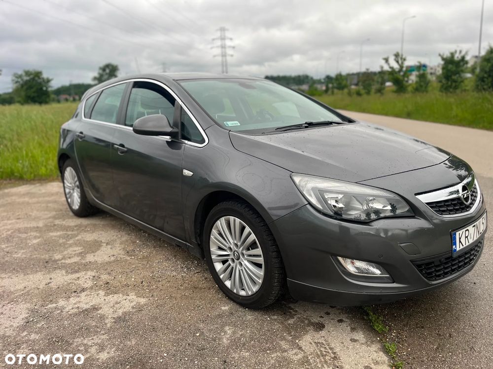 Opel Astra 1.6 Turbo Sport - 4