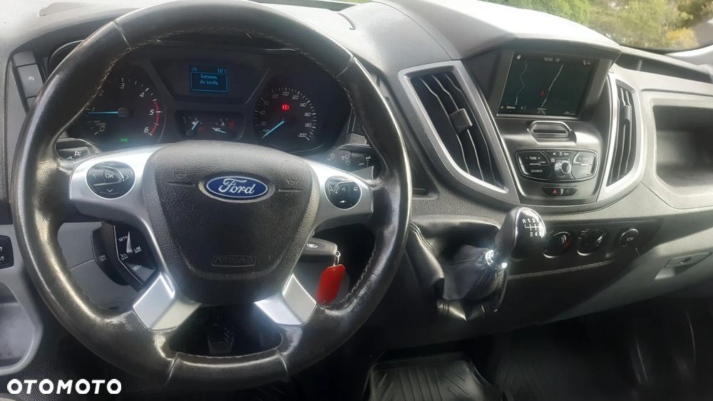 Ford Transit - 4