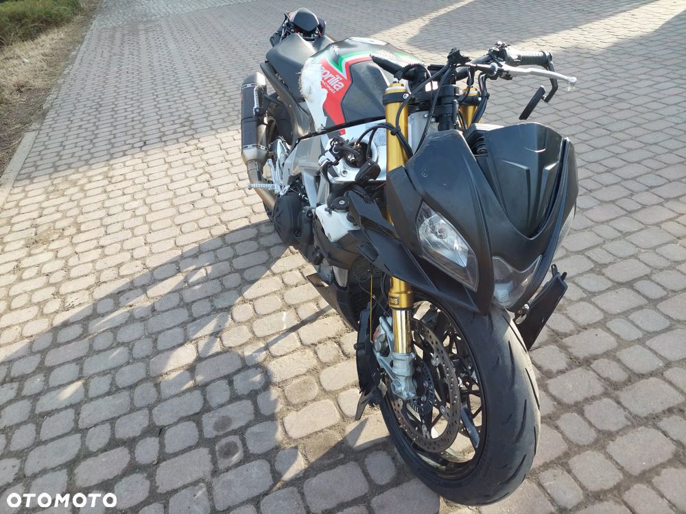 Aprilia Tuono - 10