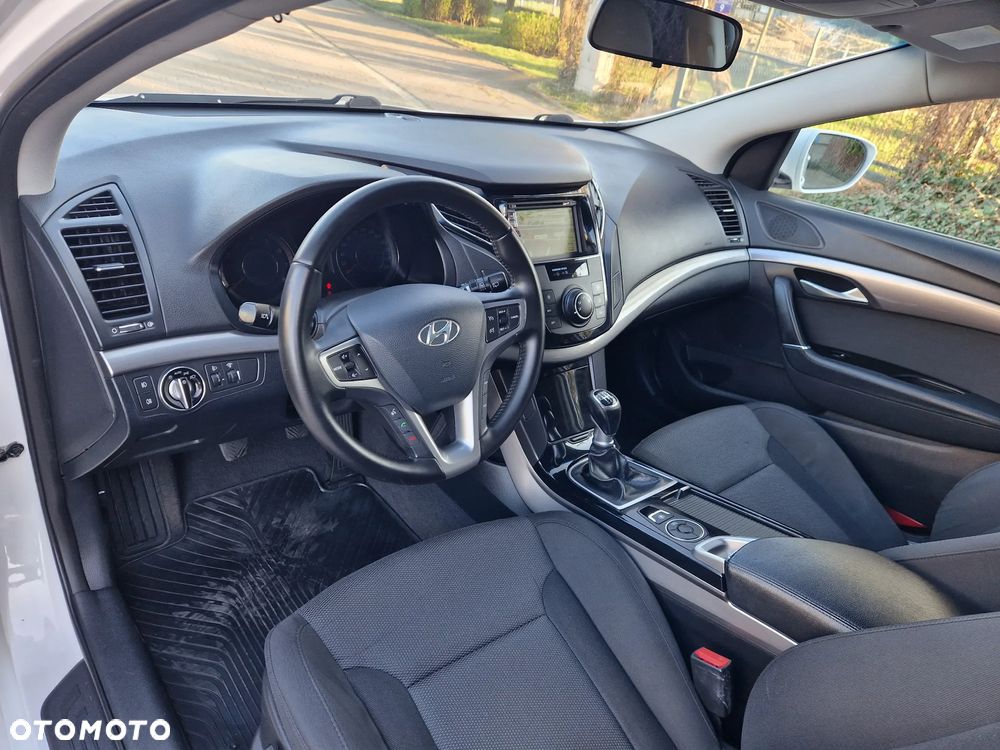 Hyundai i40 - 24