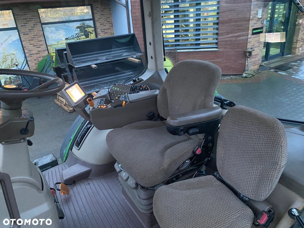 John Deere 7200 R  7230  CASE PUMA 6215 R - 25