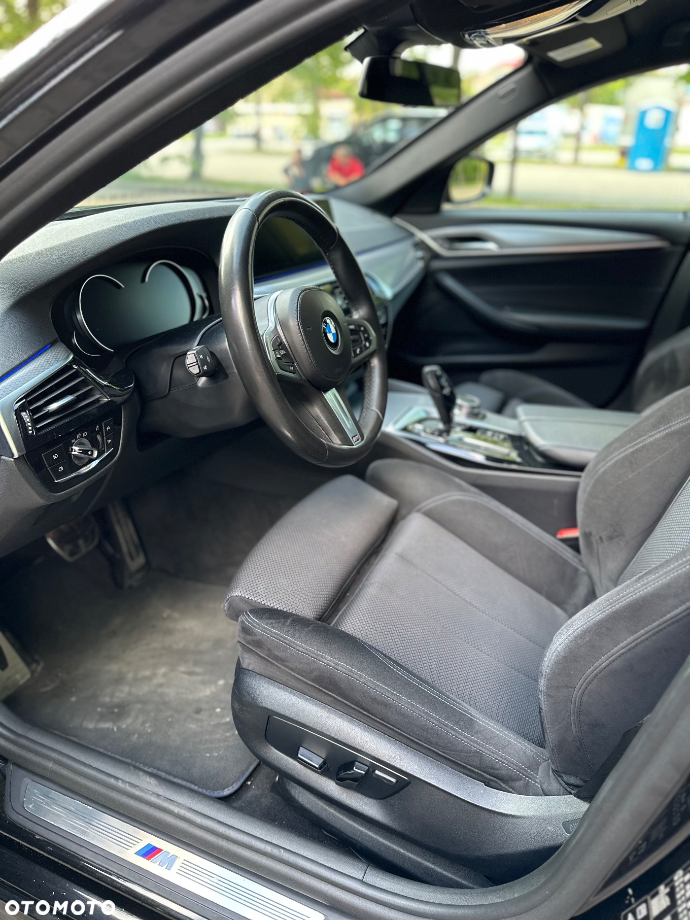 BMW Seria 5 520d xDrive Sport - 11