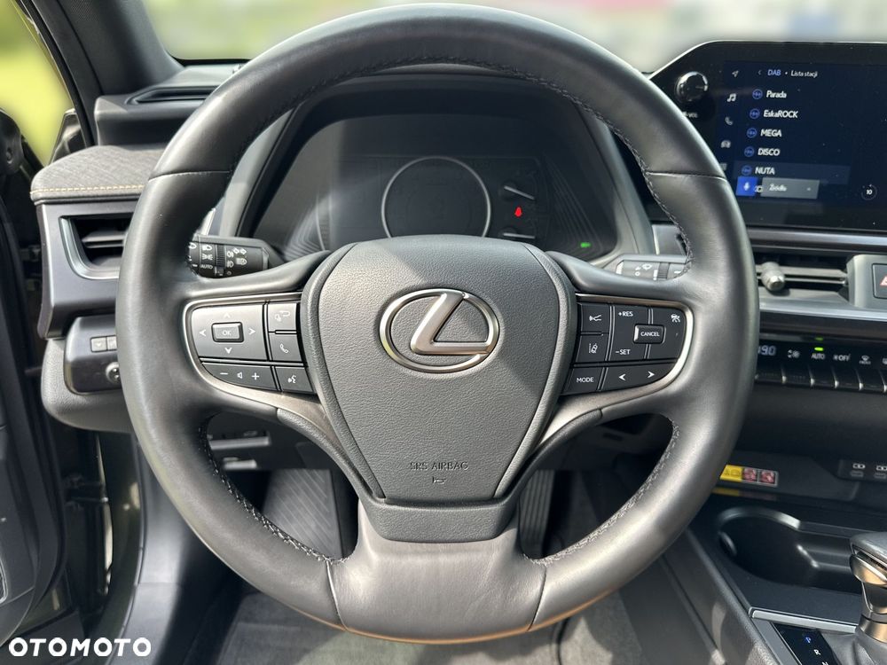 Lexus UX 200 GPF F Sport Design+ 2WD - 15