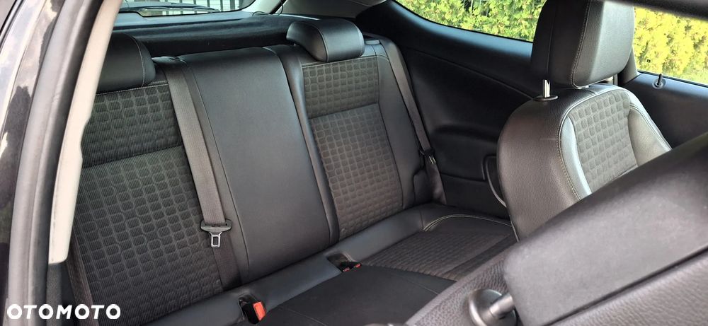 Opel Astra GTC 2.0 CDTI ecoFLEX Start/Stop Innovation - 17