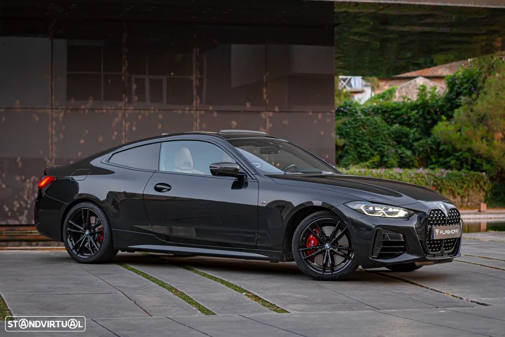 BMW M440 i xDrive Pack 50 anos M - 17