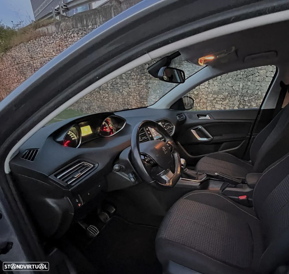 Peugeot 308 SW 1.5 BlueHDi Business Line - 11