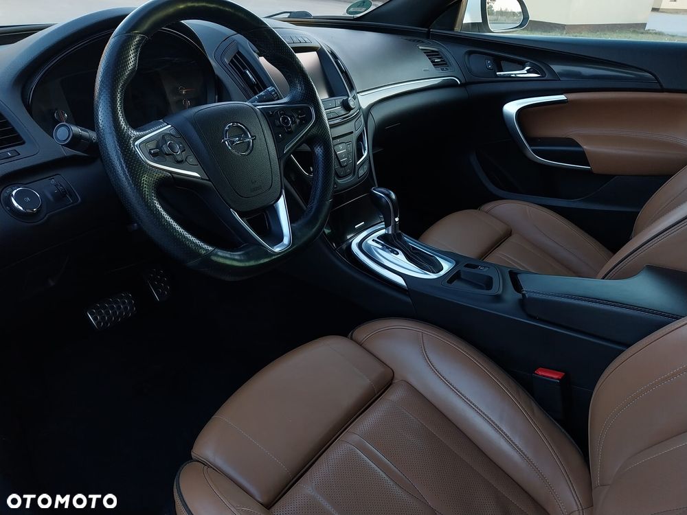 Opel Insignia 2.0 SIDI Turbo 4x4 Innovation - 11