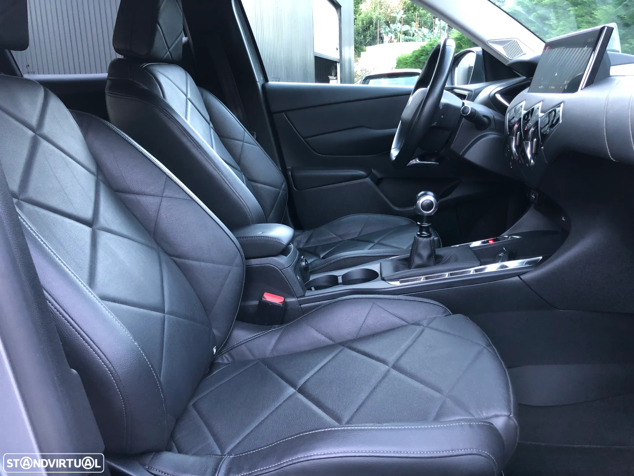 DS DS3 Crossback PureTech 100 SO CHIC - 17