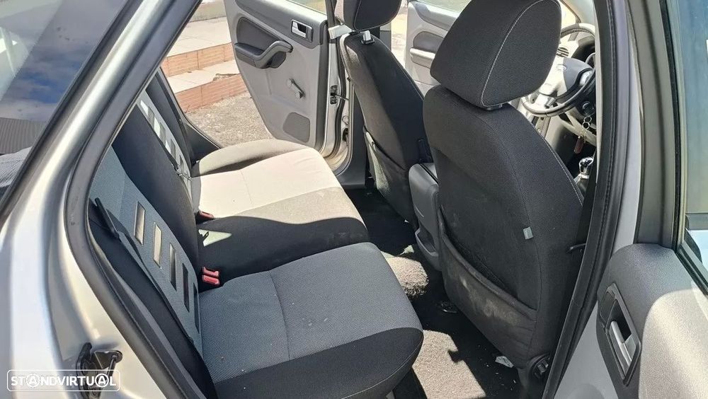 Ford Focus 1.6 TDCi Sport - 6