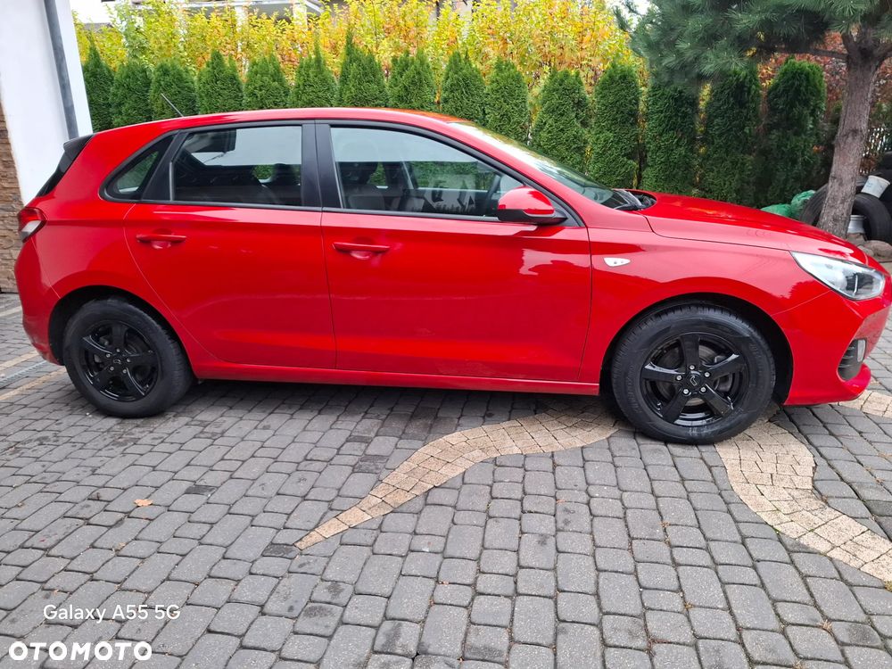Hyundai i30 1.4 Premiere Comfort - 8