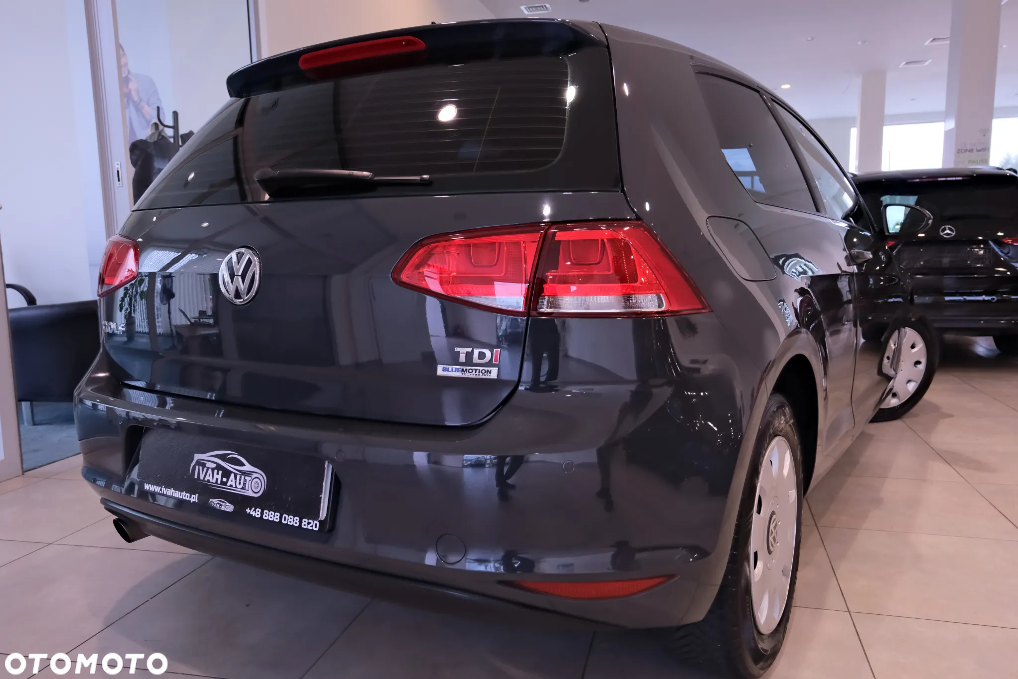 Volkswagen Golf 1.6 TDI BlueMotion Technology Cup - 17