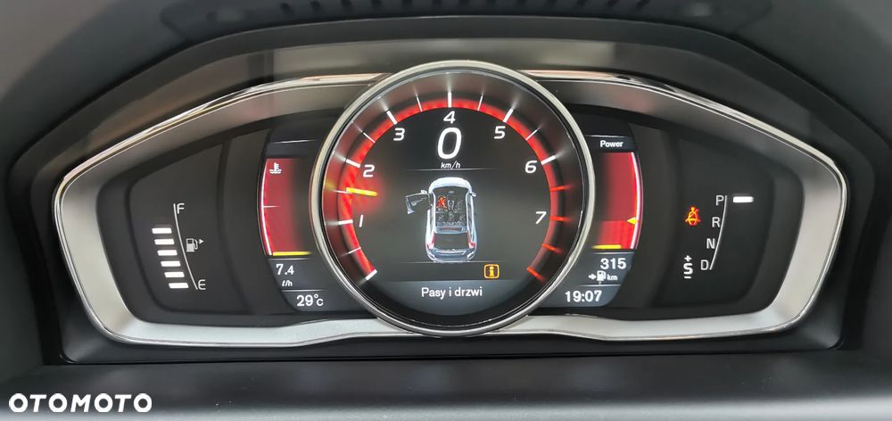 Volvo XC 60 T6 AWD Momentum - 13