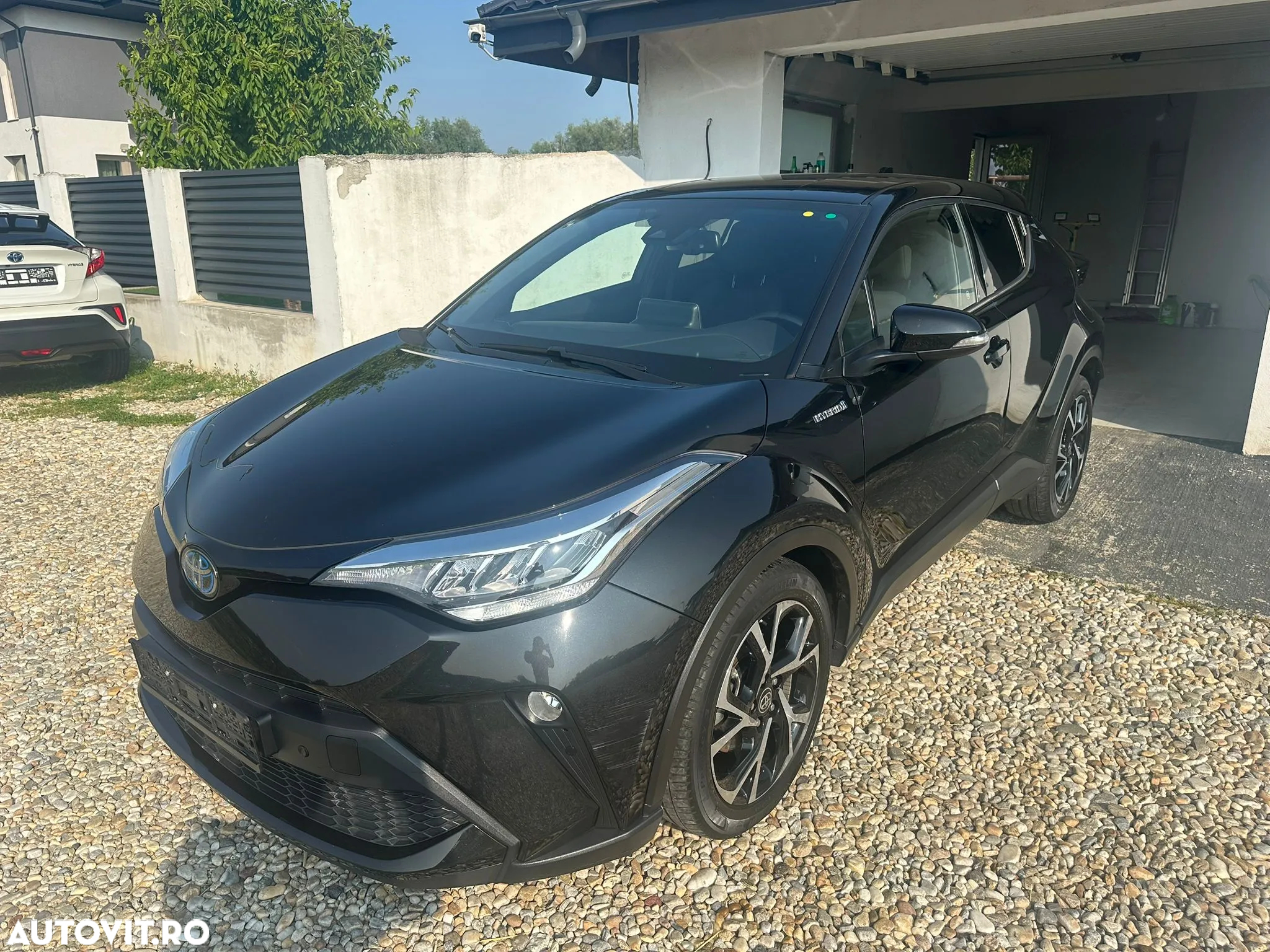 Toyota C-HR 1.8 HSD 122 CP 4x2 CVT C-lassy bi-tone - 4