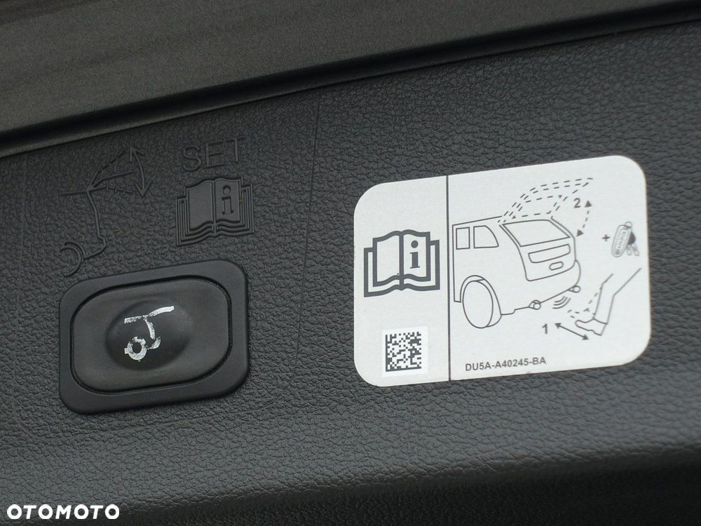 Ford Kuga 2.0 TDCi AWD ST-Line - 31