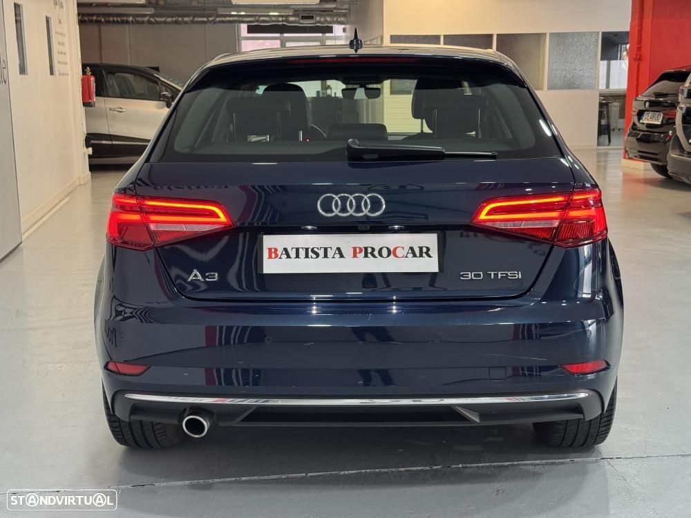 Audi A3 Sportback 30 TFSI Design - 8