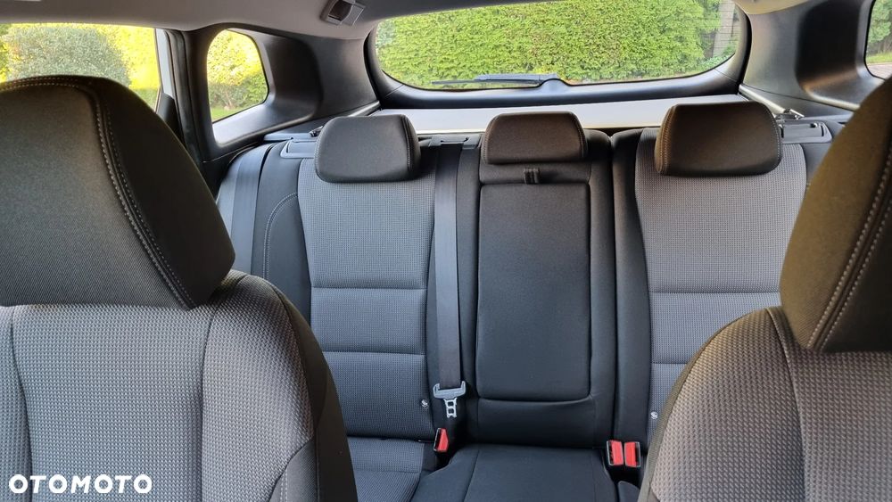 Hyundai i30 Fastback 1.6 CRDI Premium - 21