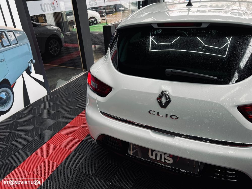 Renault Clio 0.9 TCe Limited Bi-Fuel - 8