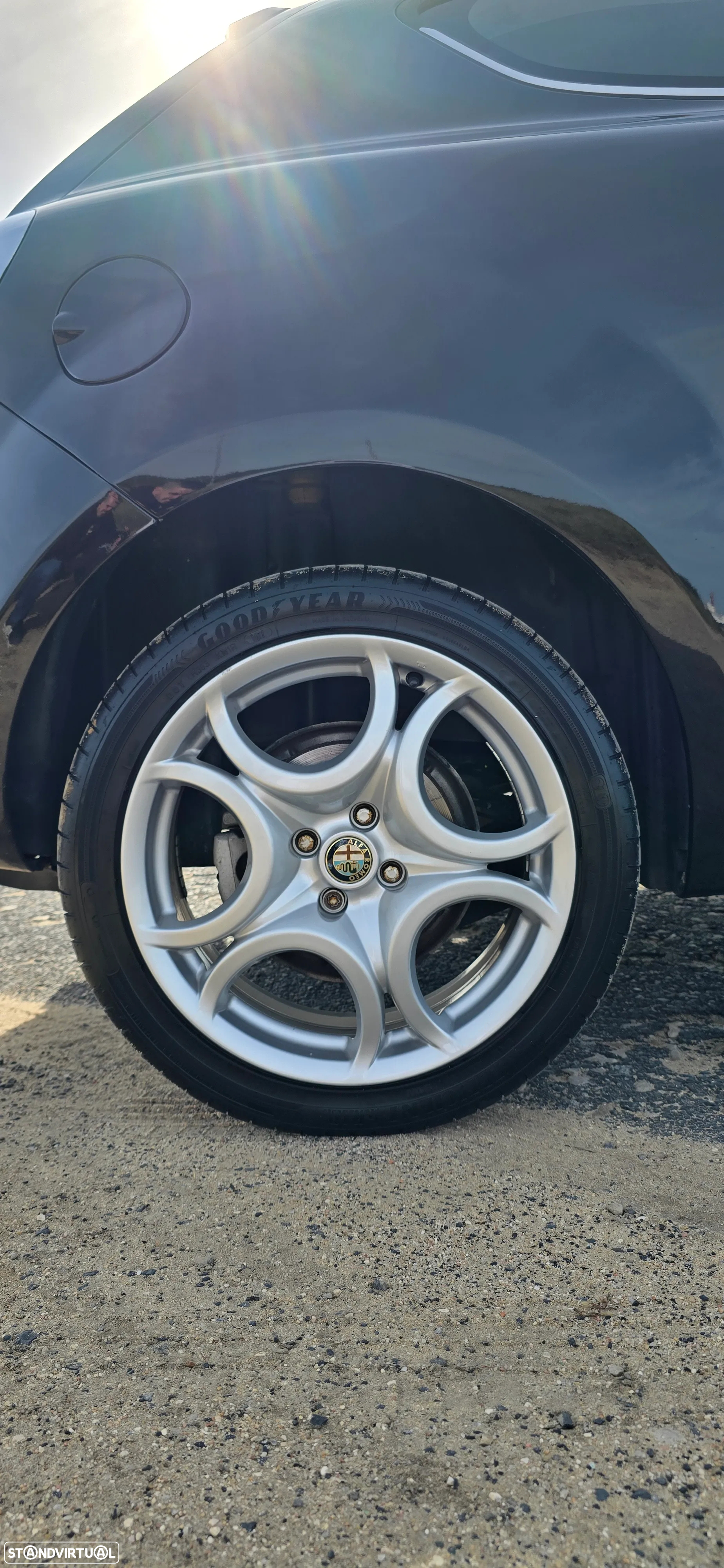 Alfa Romeo MiTo 1.6 JTD Distinctive - 15