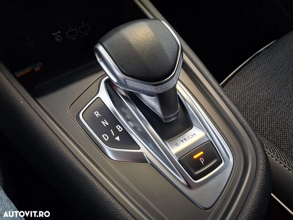 Renault Captur E-Tech Plug-In-Hybrid Intens - 13