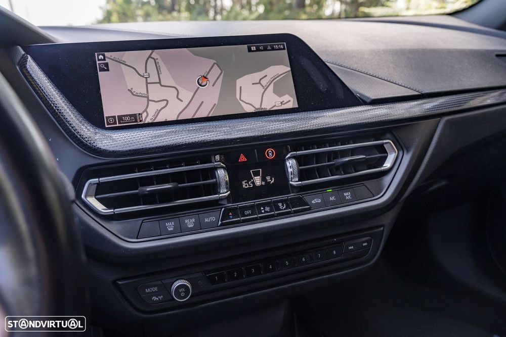 BMW 216 Active Tourer - 13