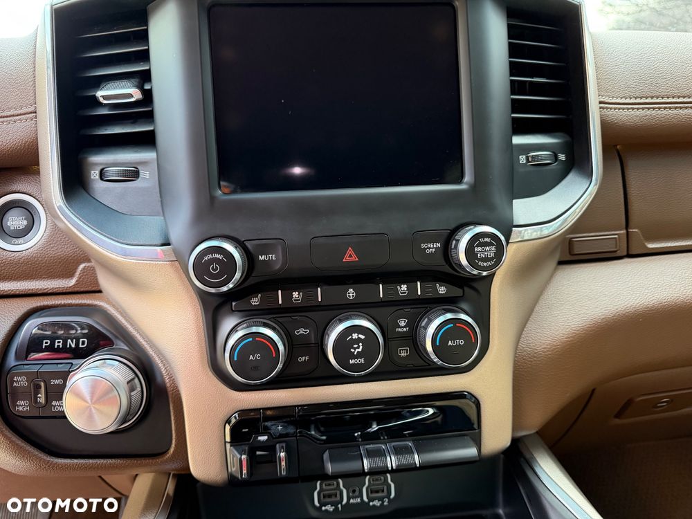 RAM 1500 Quad Cab Laramie - 14