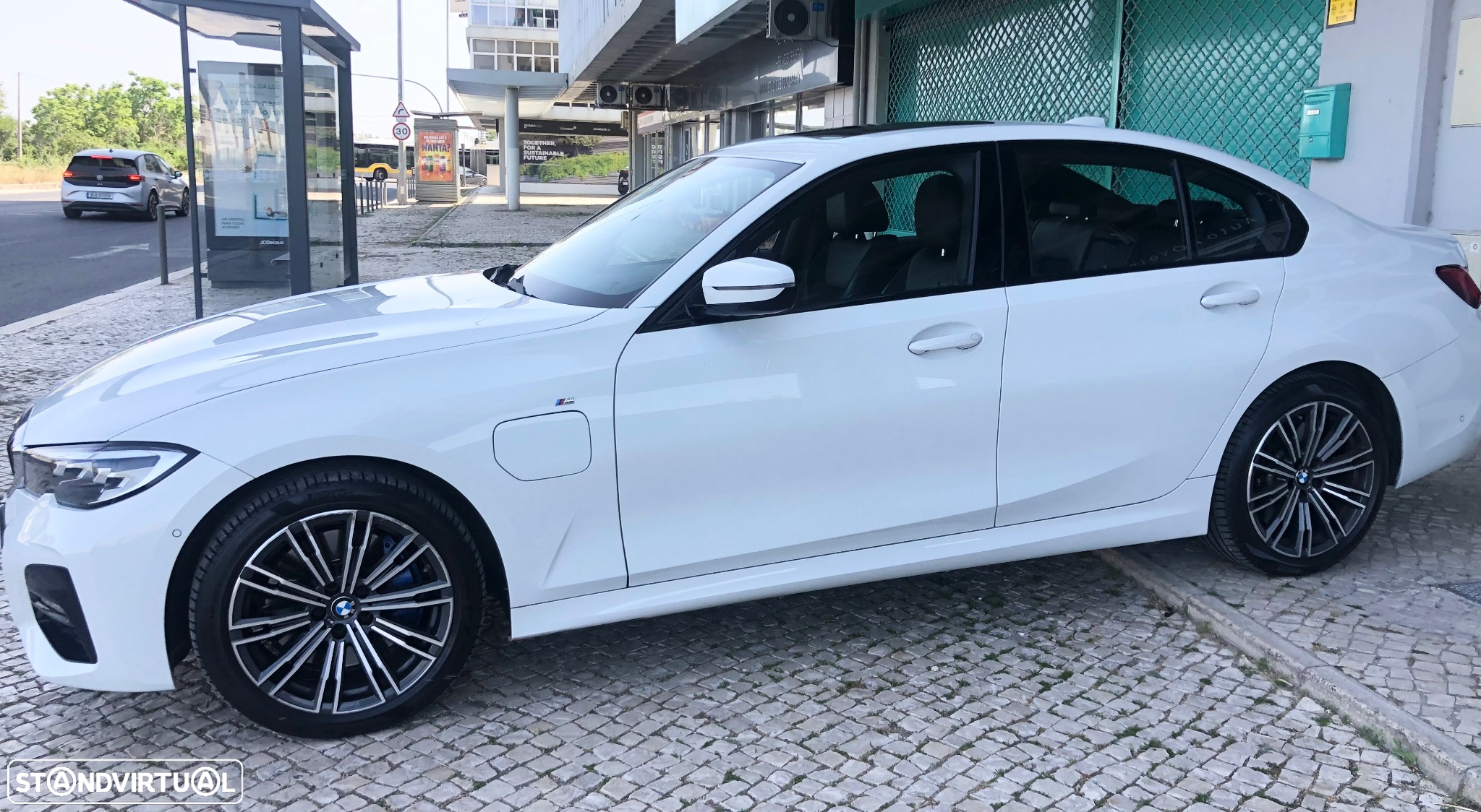 BMW 330 e Pack M Auto - 4