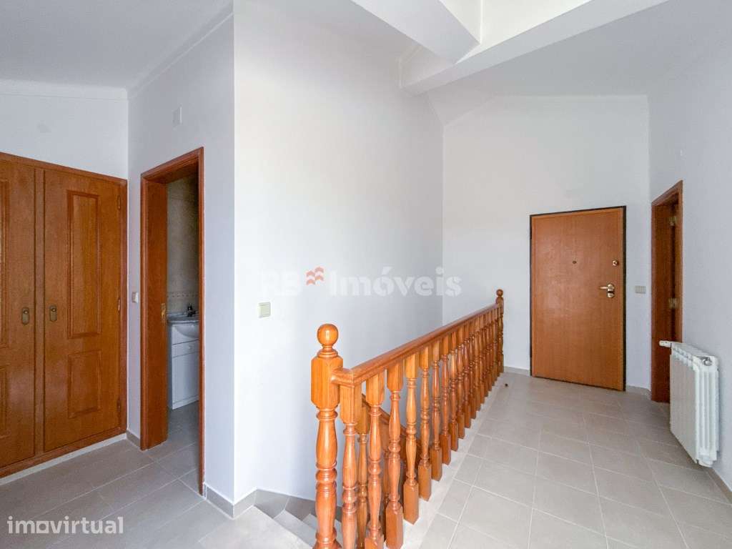 Apartamento T3+3 Duplex com terraço e garagem, no Entroncamento - Grande imagem: 4/14