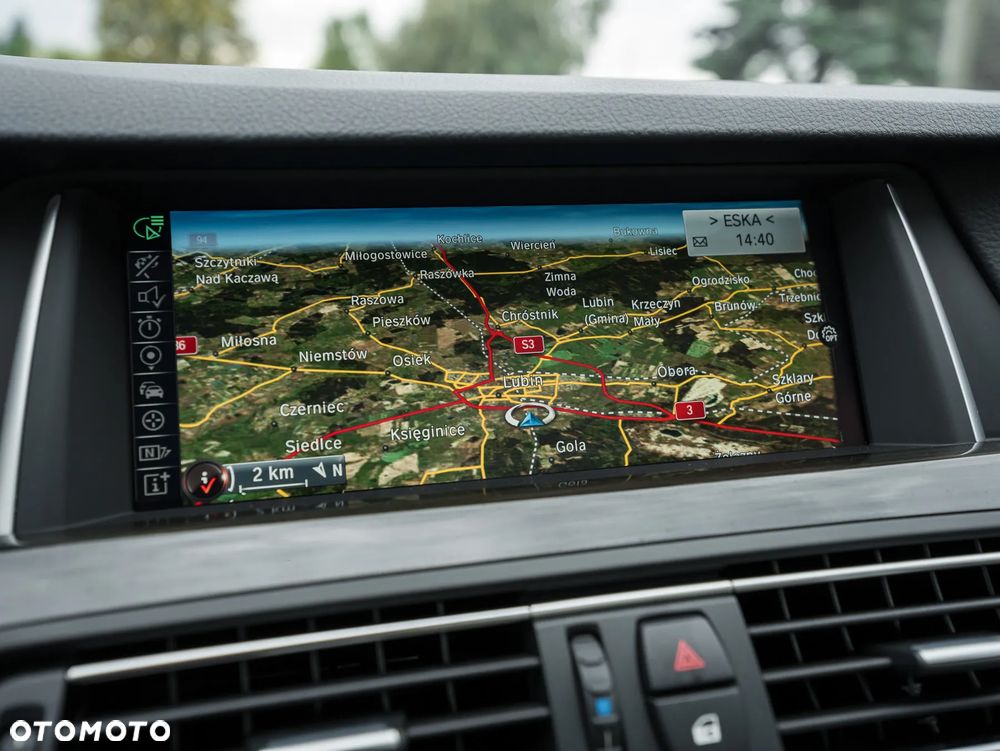 BMW Seria 5 525d xDrive Sport-Aut Luxury Line - 35