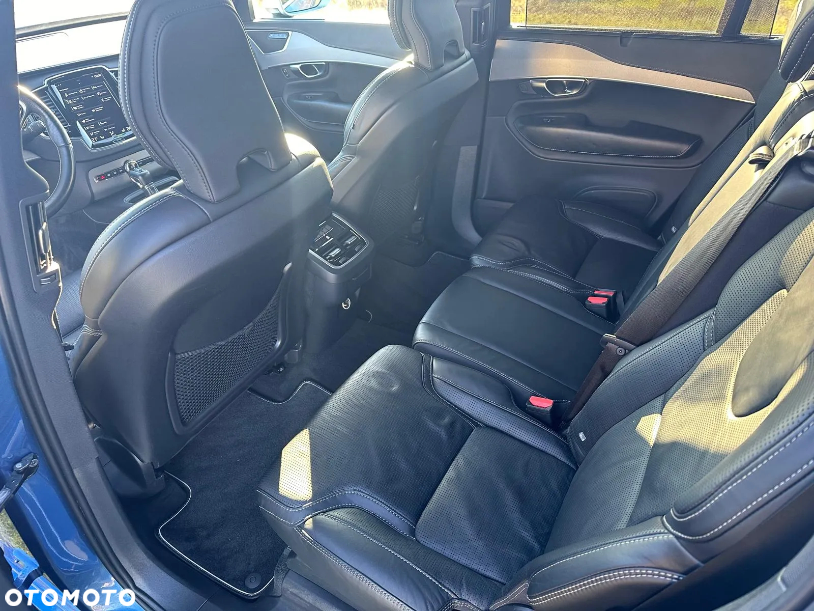 Volvo XC 90 D5 AWD R-Design 7os - 22