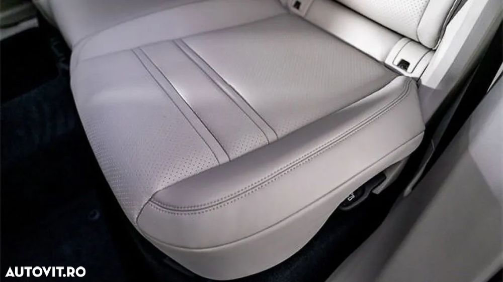 Porsche Cayenne S - 28