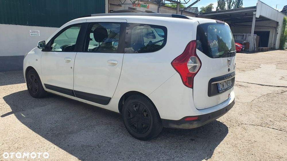Dacia Lodgy 1.6 SCe Stepway S&S - 4