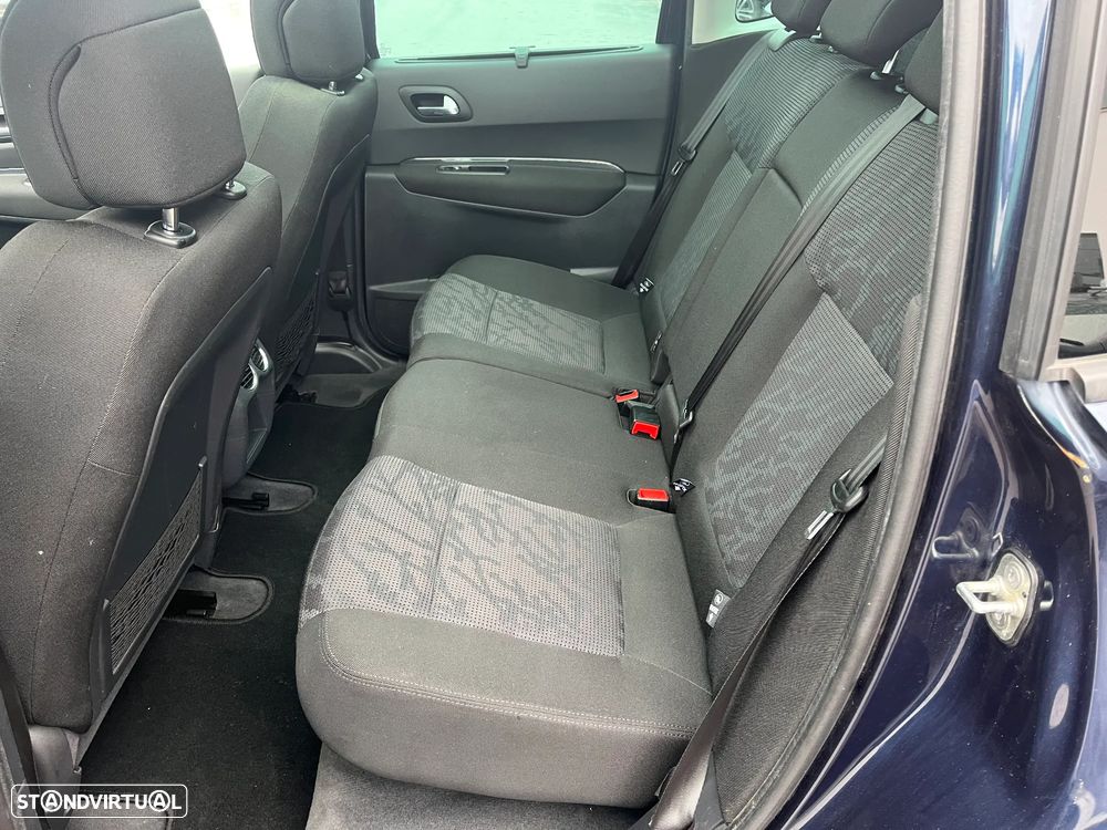 Peugeot 3008 1.6 HDi Allure - 13