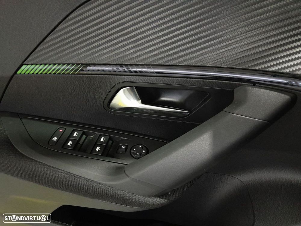 Peugeot e-2008 54 kWh Style - 18