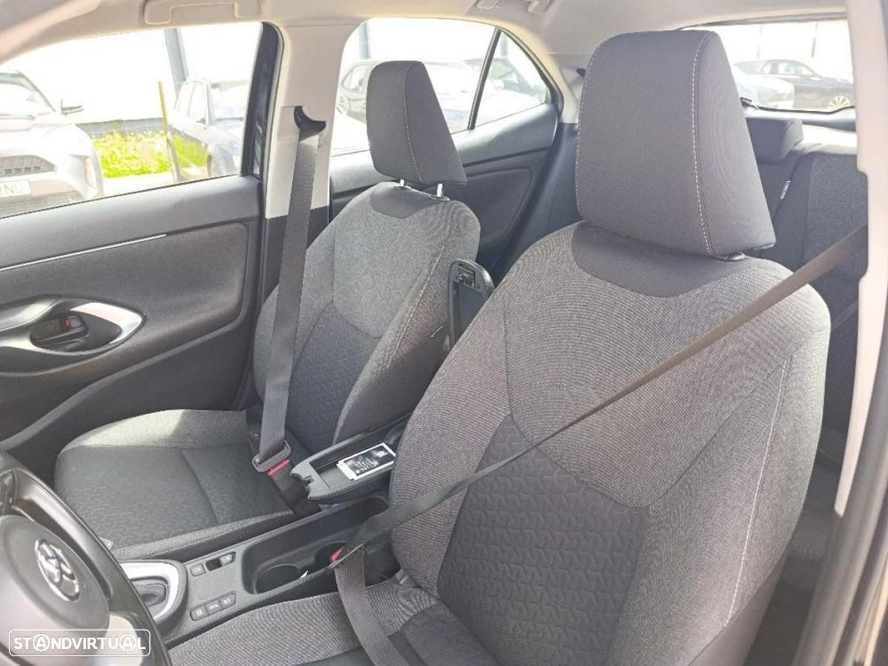 Toyota Yaris Cross 1.5 HDF Comfort - 5