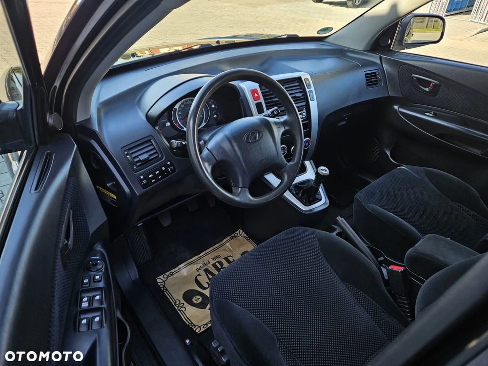 Hyundai Tucson 2.0 4WD GLS - 23