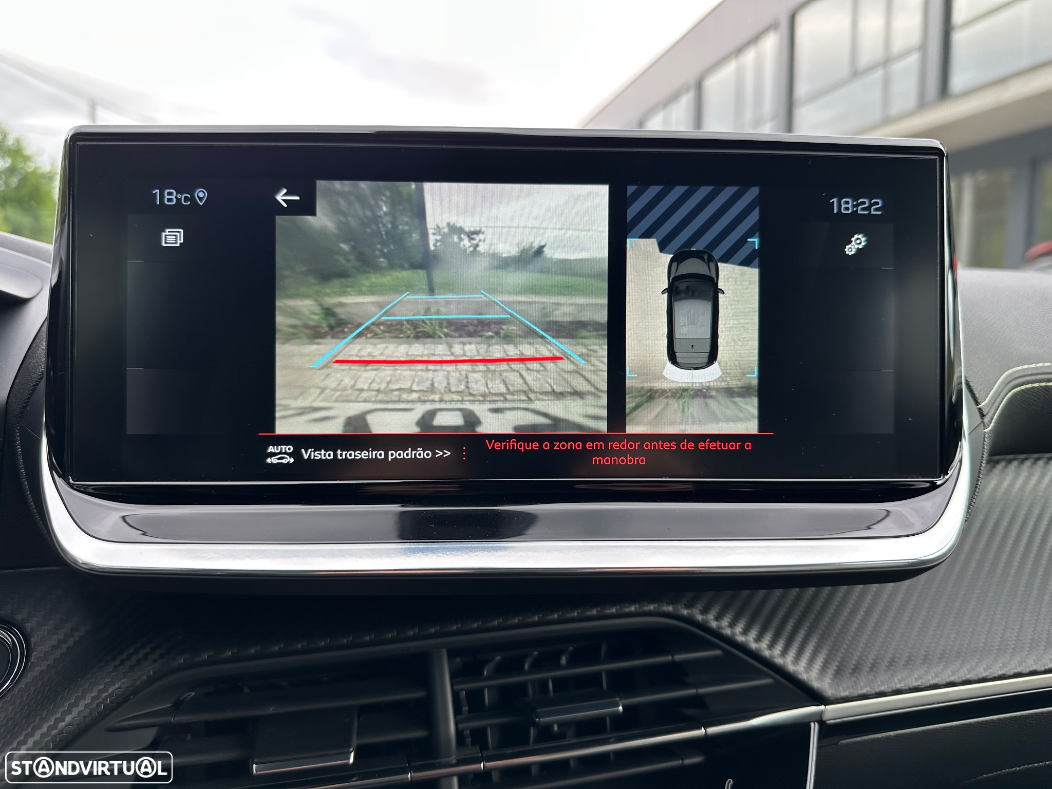 Peugeot 208 1.2 PureTech GT EAT8 - 9