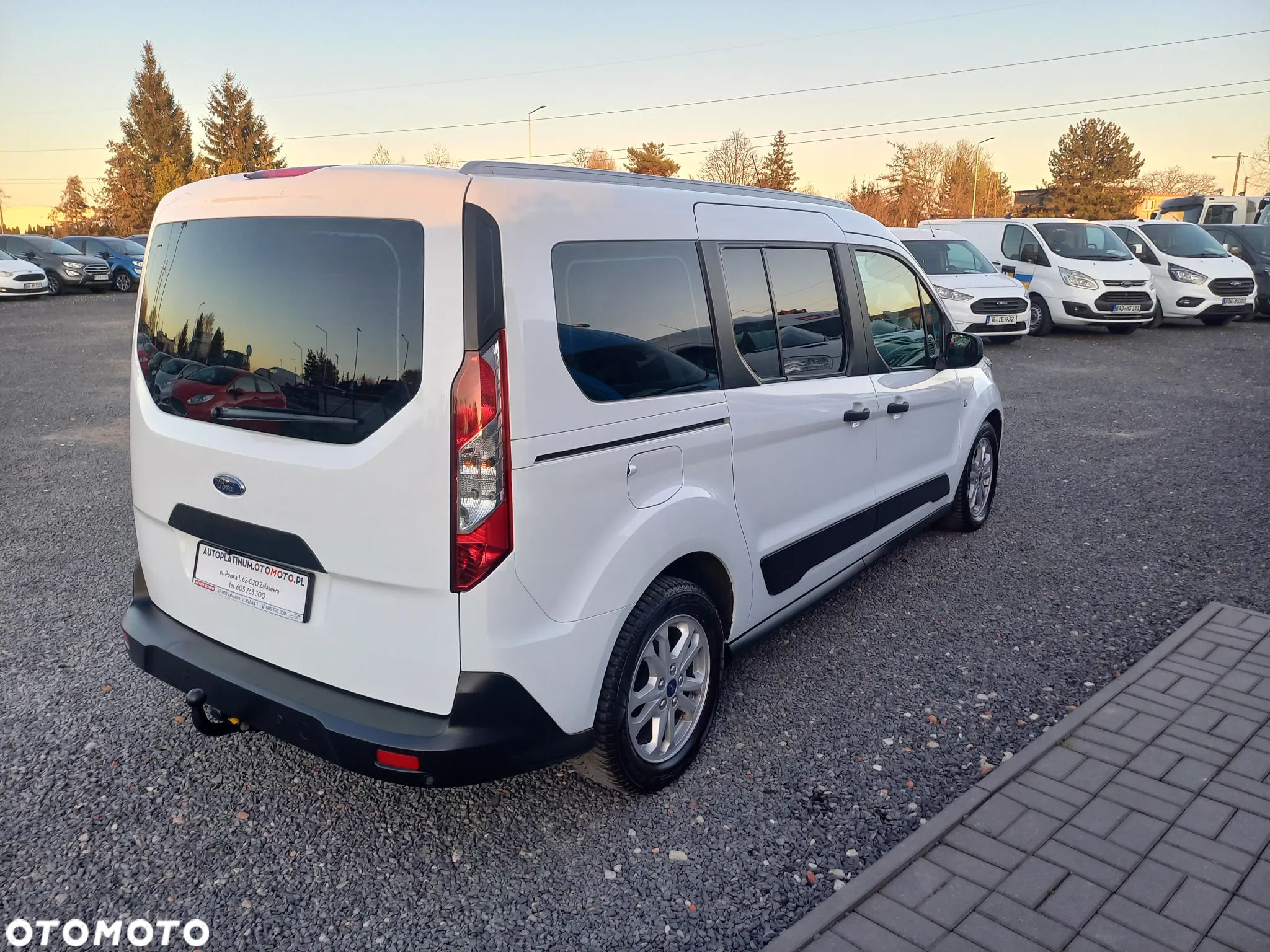Ford Tourneo Connect - 5