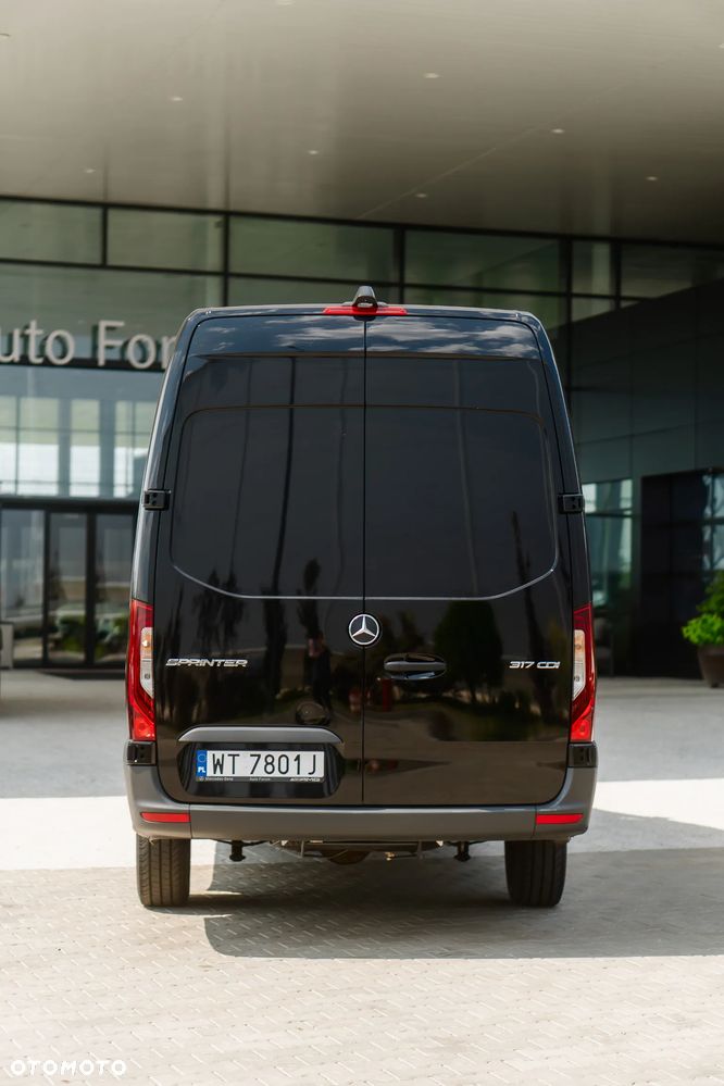 Mercedes-Benz Sprinter - 8