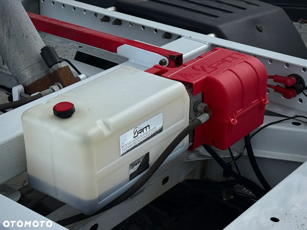 Mercedes-Benz Sprinter 516 CDI / Wywrotka JPM / 2.143cm3 OM651 163KM / 2019 Rok Produkcji / 173.456KM Przebieg / Bliźniaki Podwójne Koła / HAK 3,5T / ZAREJESTROWANY W PL - 17
