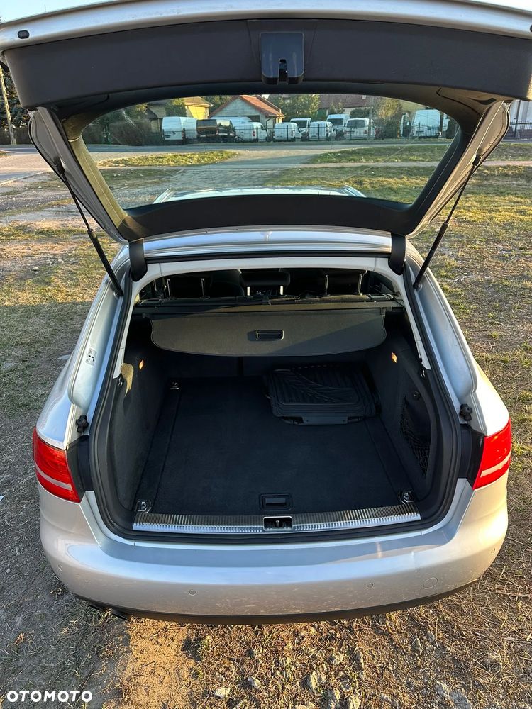 Audi A4 Avant 2.0 TDI DPF S line Sportpaket - 13