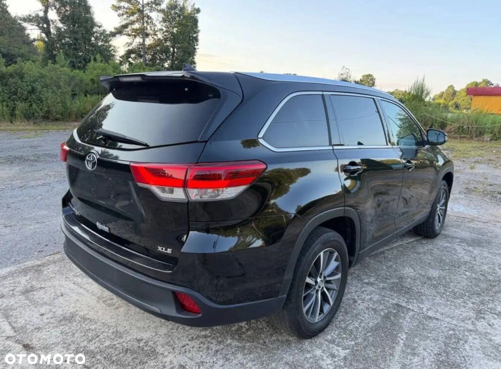 Toyota Highlander - 8