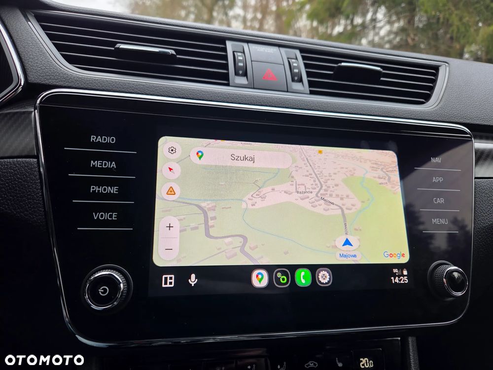 Skoda Superb 2.0 TDI SCR Sportline DSG - 9