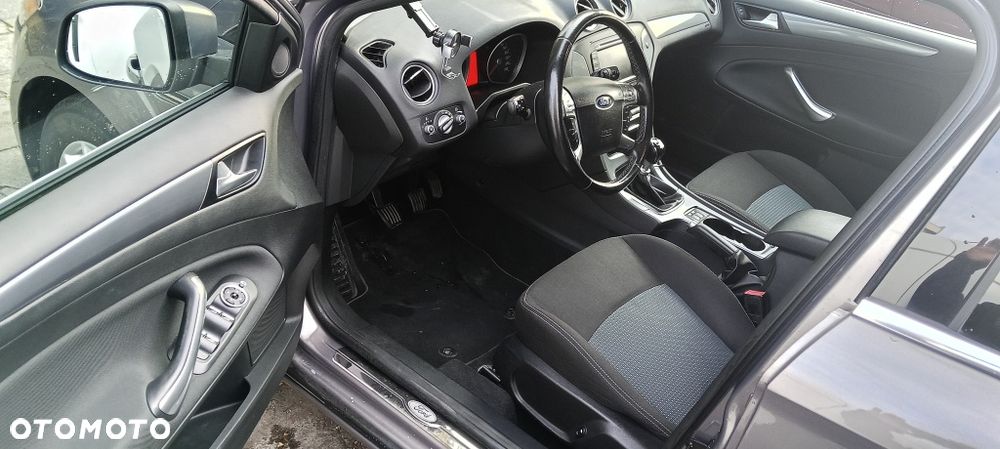 Ford Mondeo - 5
