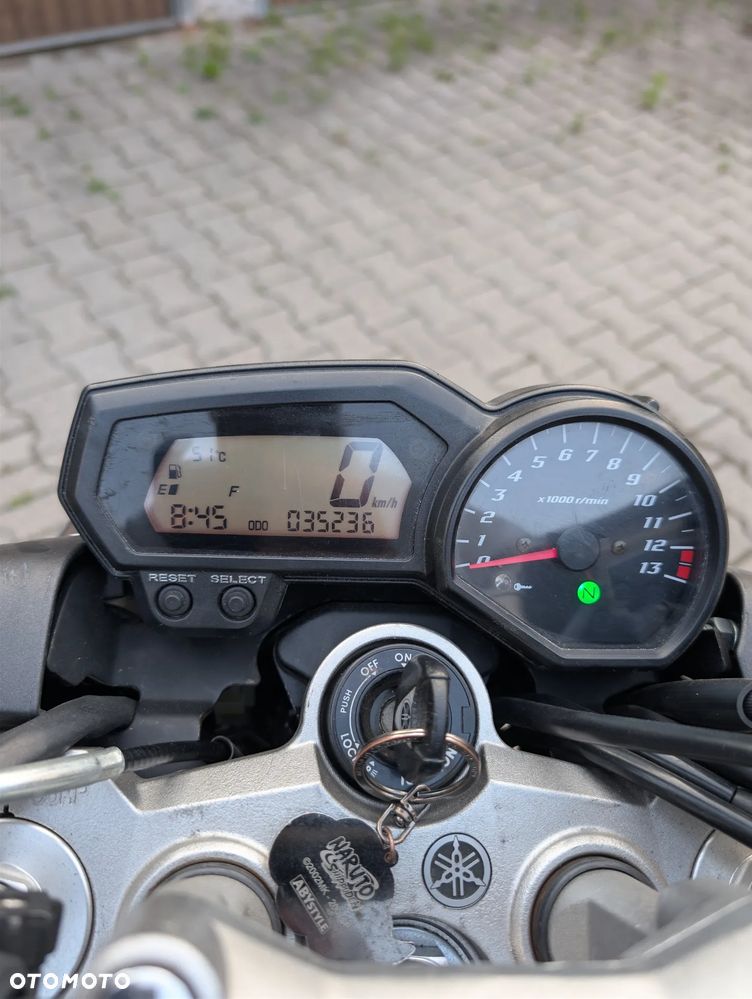 Yamaha FZ - 7