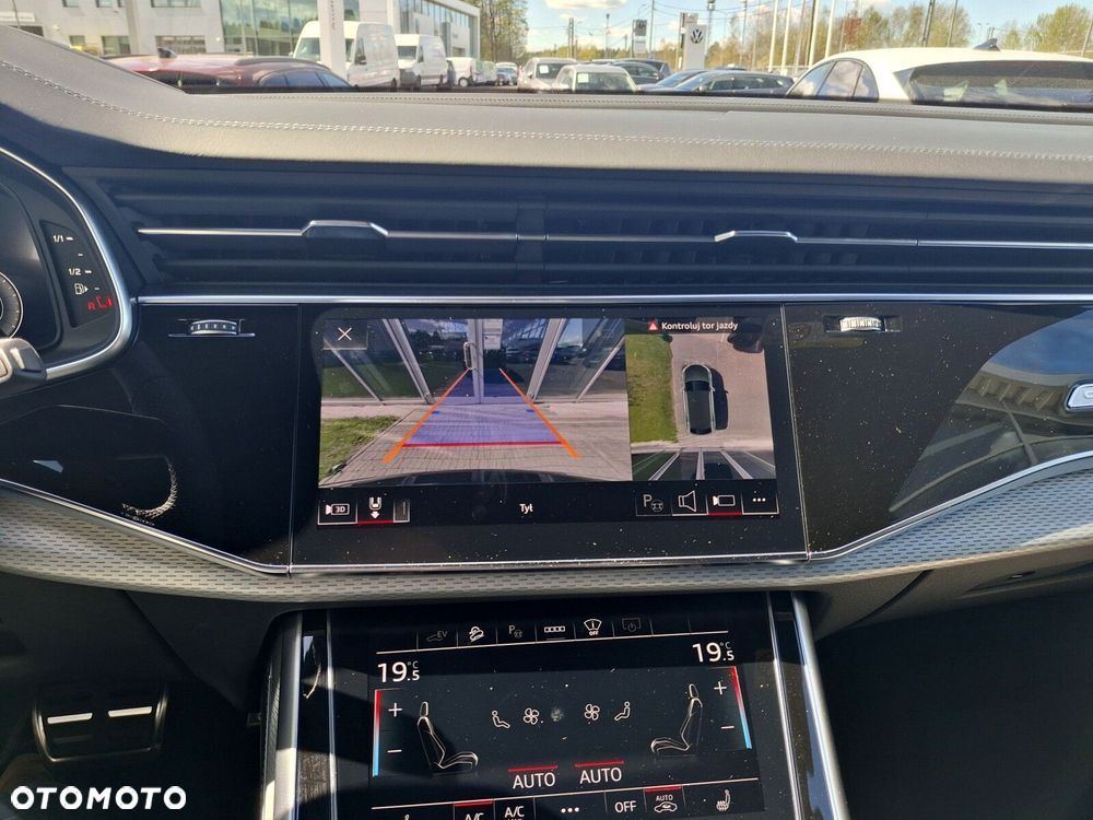 Audi Q8 - 36