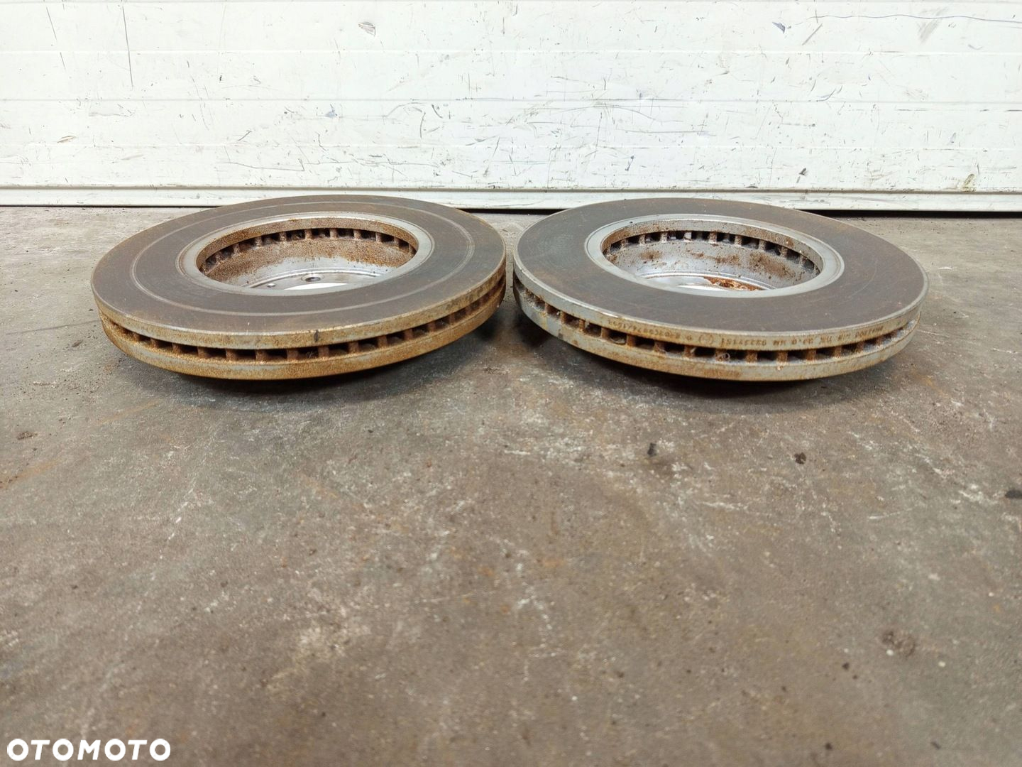 TARACZE HAMULCOWE PRZÓD FORD RANGER IV 12-22 3,2 TDCI 302 mm - 4