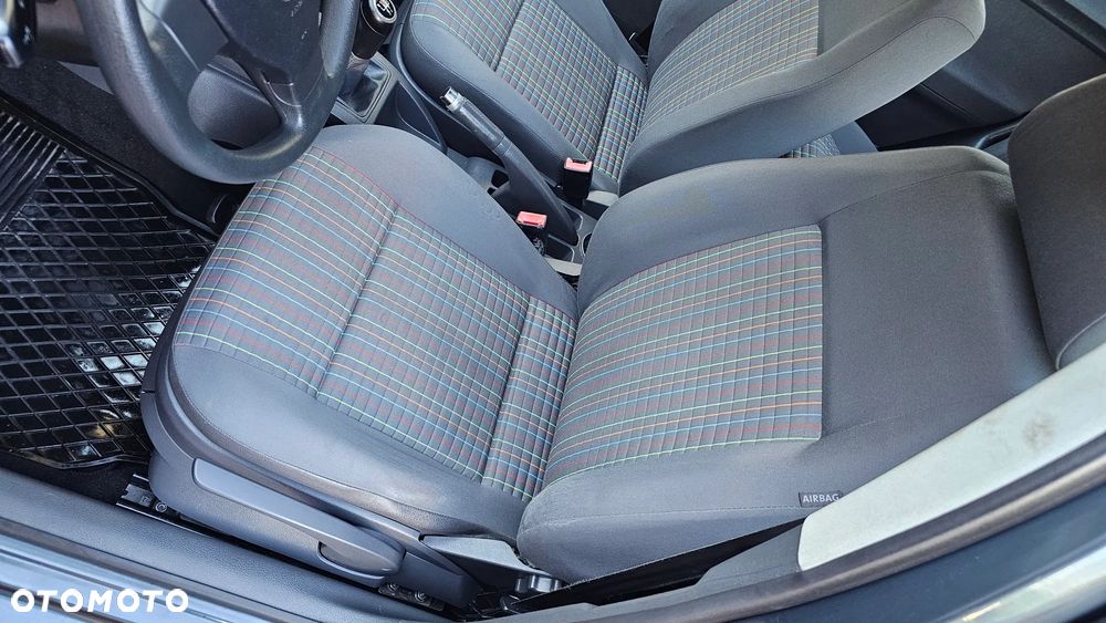 Volkswagen Polo 1.2 Comfortline - 29
