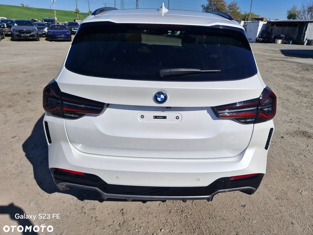 BMW iX3 - 6