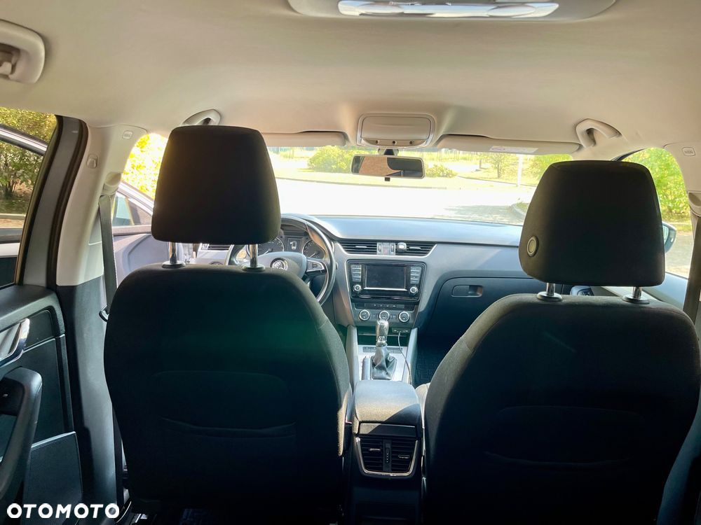 Skoda Octavia 2.0 TDI Ambition DSG - 14