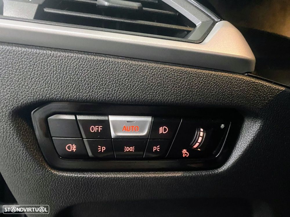 BMW 320 e Touring Corporate Edition Auto - 21